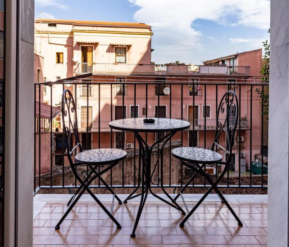 Armony Luxury Suites Catane Extérieur photo